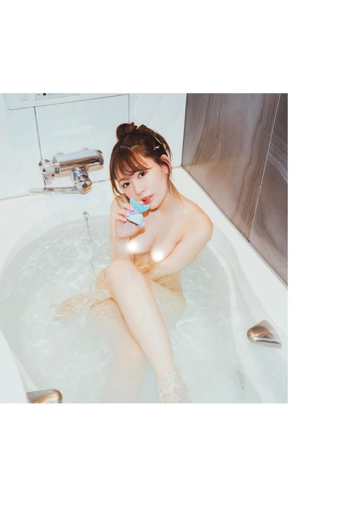 Digital Photobook Escape Honoka Furukawa 古川ほのか 0062 6712898341.jpg