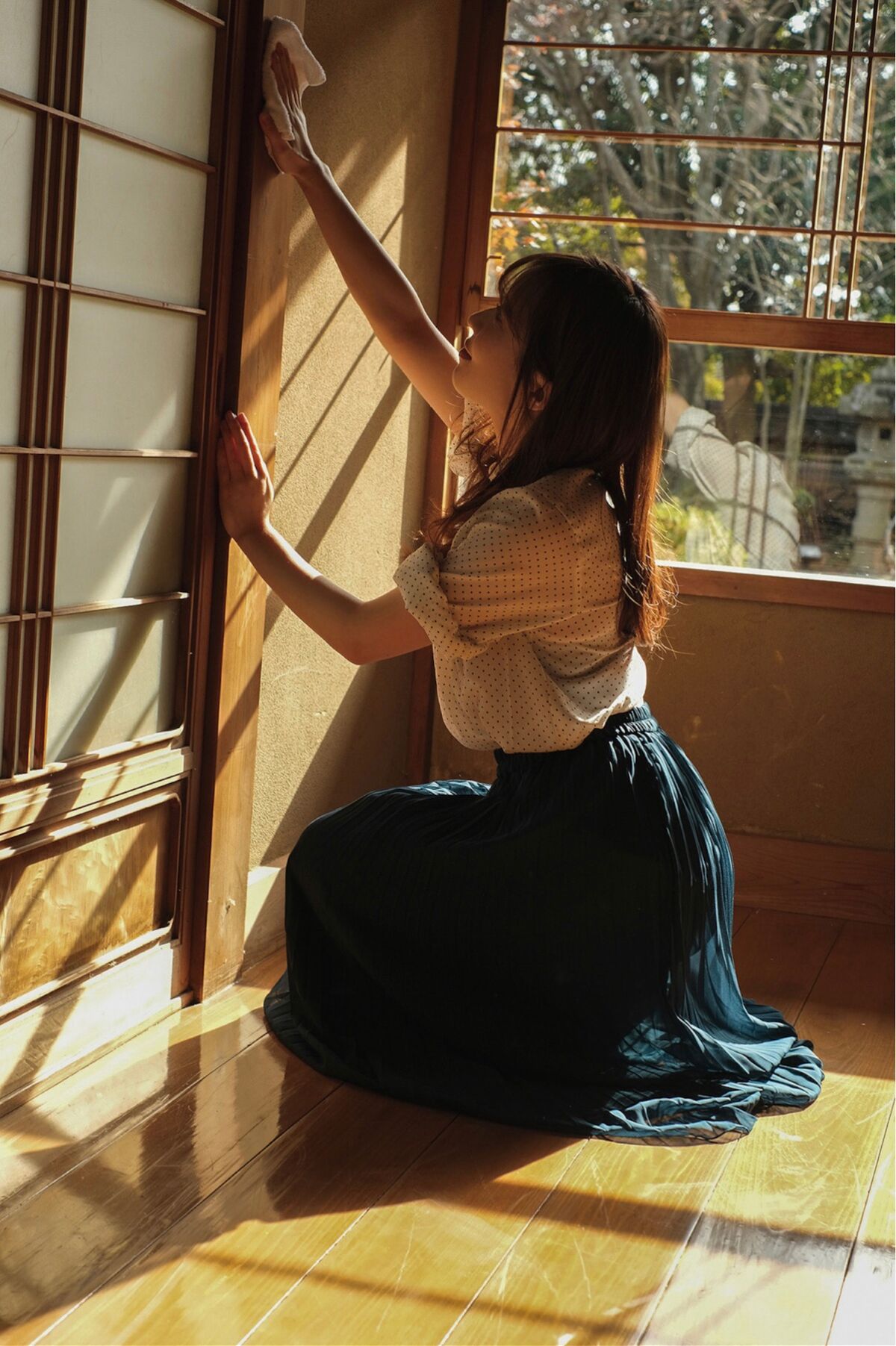 Photobook Mochizuki Risa 望月りさ In the Sunlight Part1 0036 9070362813.jpg