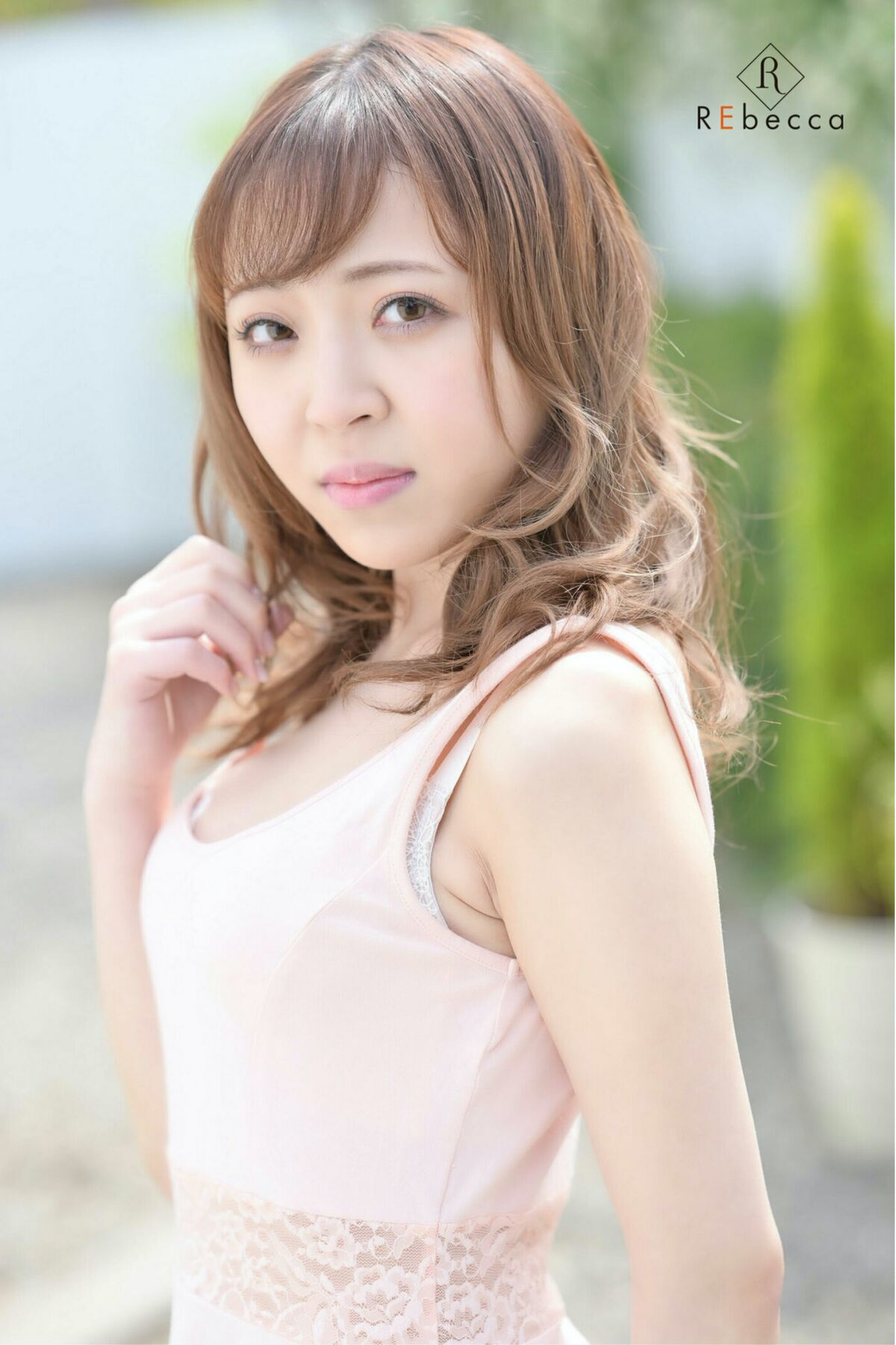 Rebecca Digital Photo Book Okina Mitsuki 沖奈ミツキ Pinkish Feelings Part1 0006 8867112349.jpg