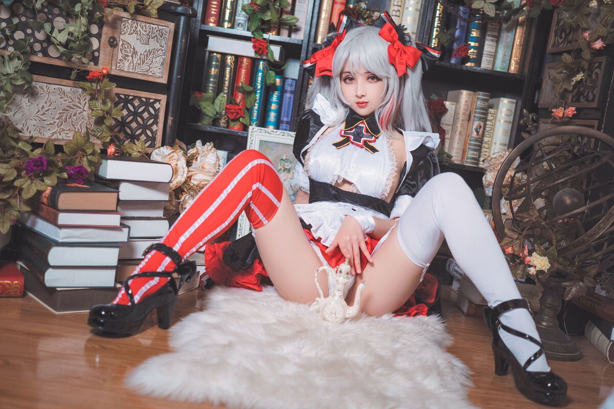 Coser@Rioko凉凉子 Maid Eugen 欧根女仆 0006 2232799072.jpg