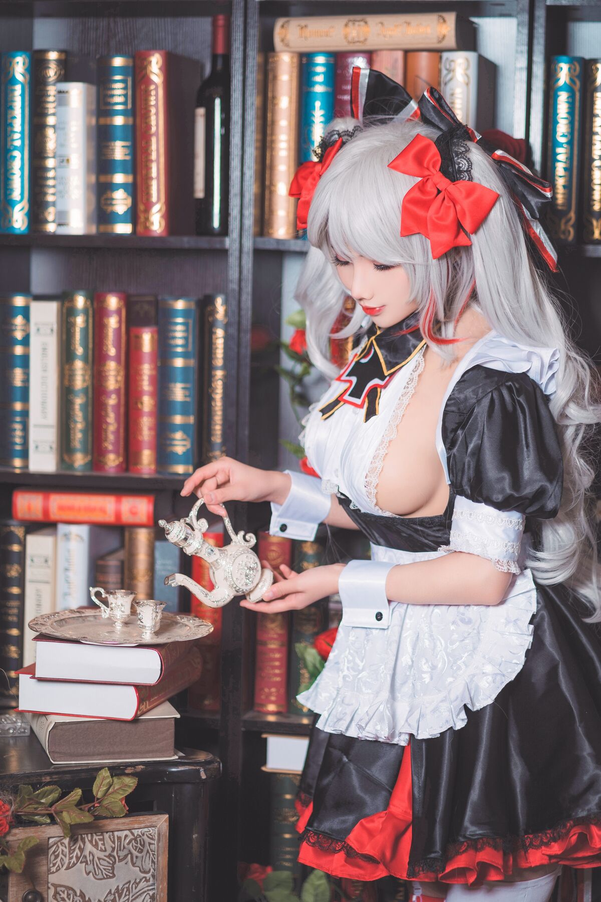 Coser@Rioko凉凉子 Maid Eugen 欧根女仆 0016 2806652785.jpg