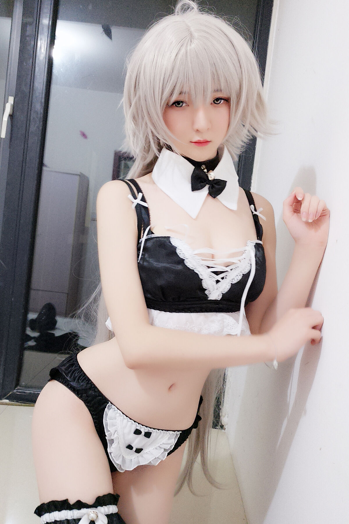 Coser@一小央泽 – 黑兔