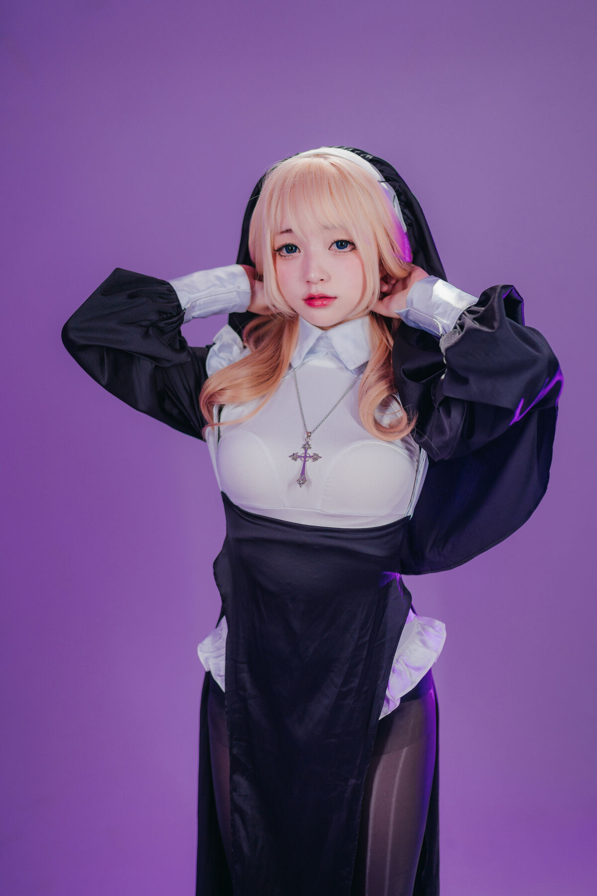 Coser@花铃 圣堂修女 Part1 0021 1309434271.jpg