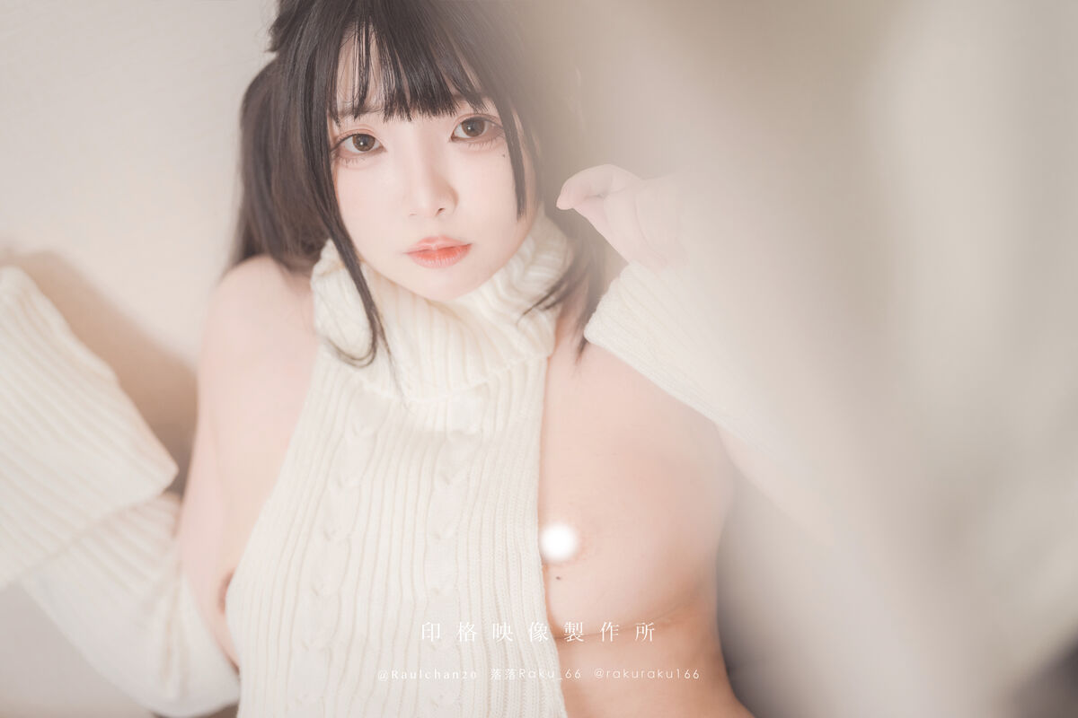 Coser@落落Raku Hentai Sweater 0021 9426497287.jpg