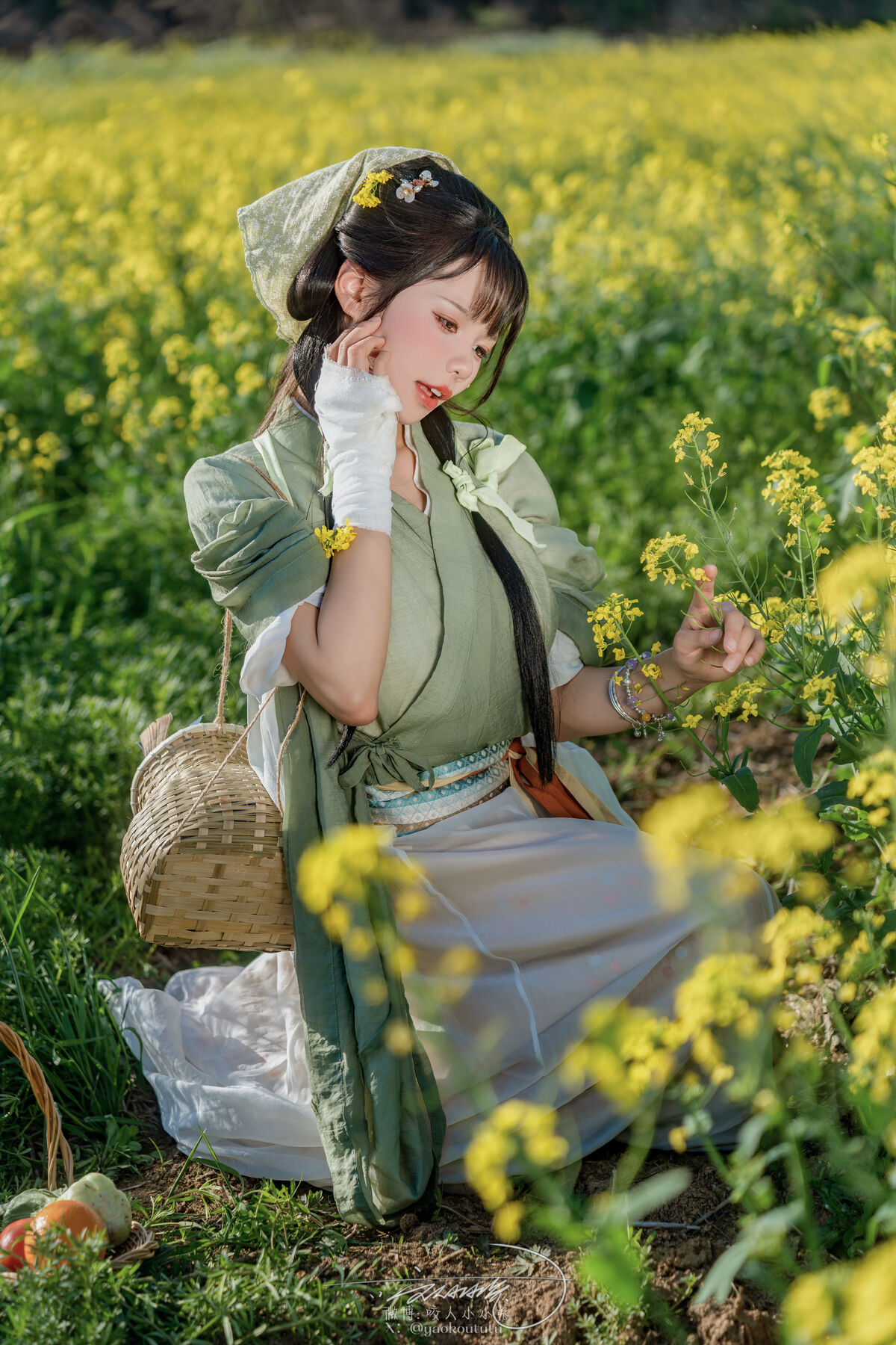 Coser@黏黏团子兔 田耕记 0014 3379602974.jpg