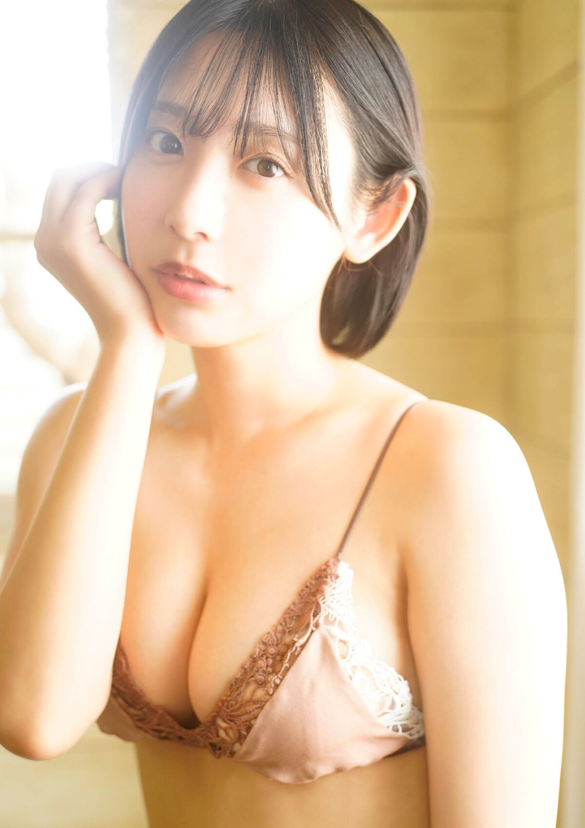 Photobook 2024 05 24 Mio Minato 水湊みお 君の心を撮りたいんだPart 2 水湊みおの場合 STRiKE DIGITAL PHOTOBOOK 055 0030 9443200664.jpg