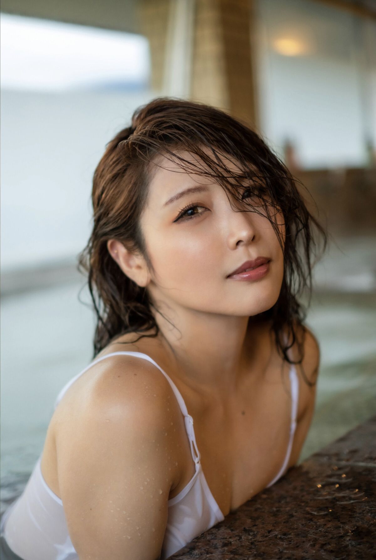 Photobook Niimura Akari 新村あかり グラビア写真集 旅情の奥へ 0035 3634884096.jpg