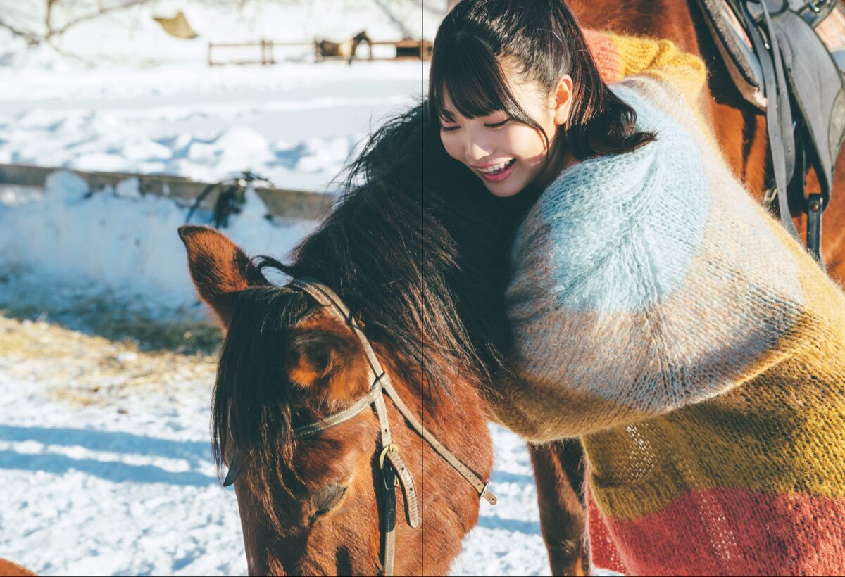 Photobook Reona Matsushita 松下玲緒菜 2nd 写真集 in the seasons Part1 0009 5593382429.jpg