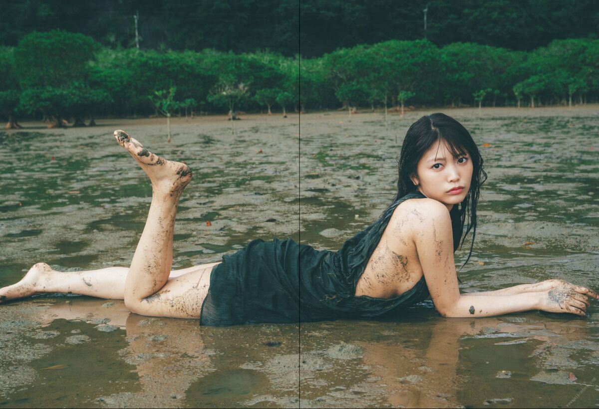 Photobook Reona Matsushita 松下玲緒菜 2nd 写真集 in the seasons Part2 0028 6169486235.jpg