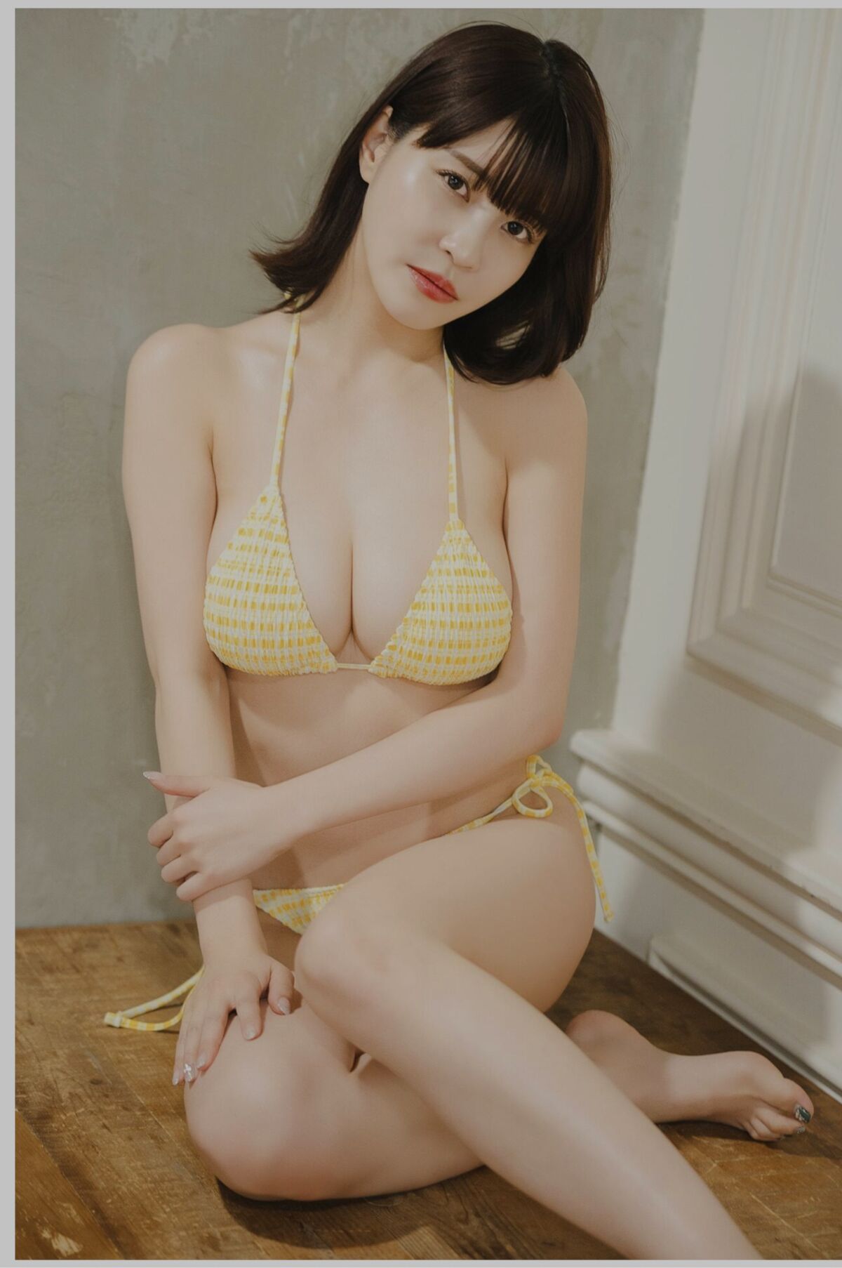 Photobook トレデジ写真集 Vol 2 Asuka Kishi 岸明日香 0010 7160570097.jpg