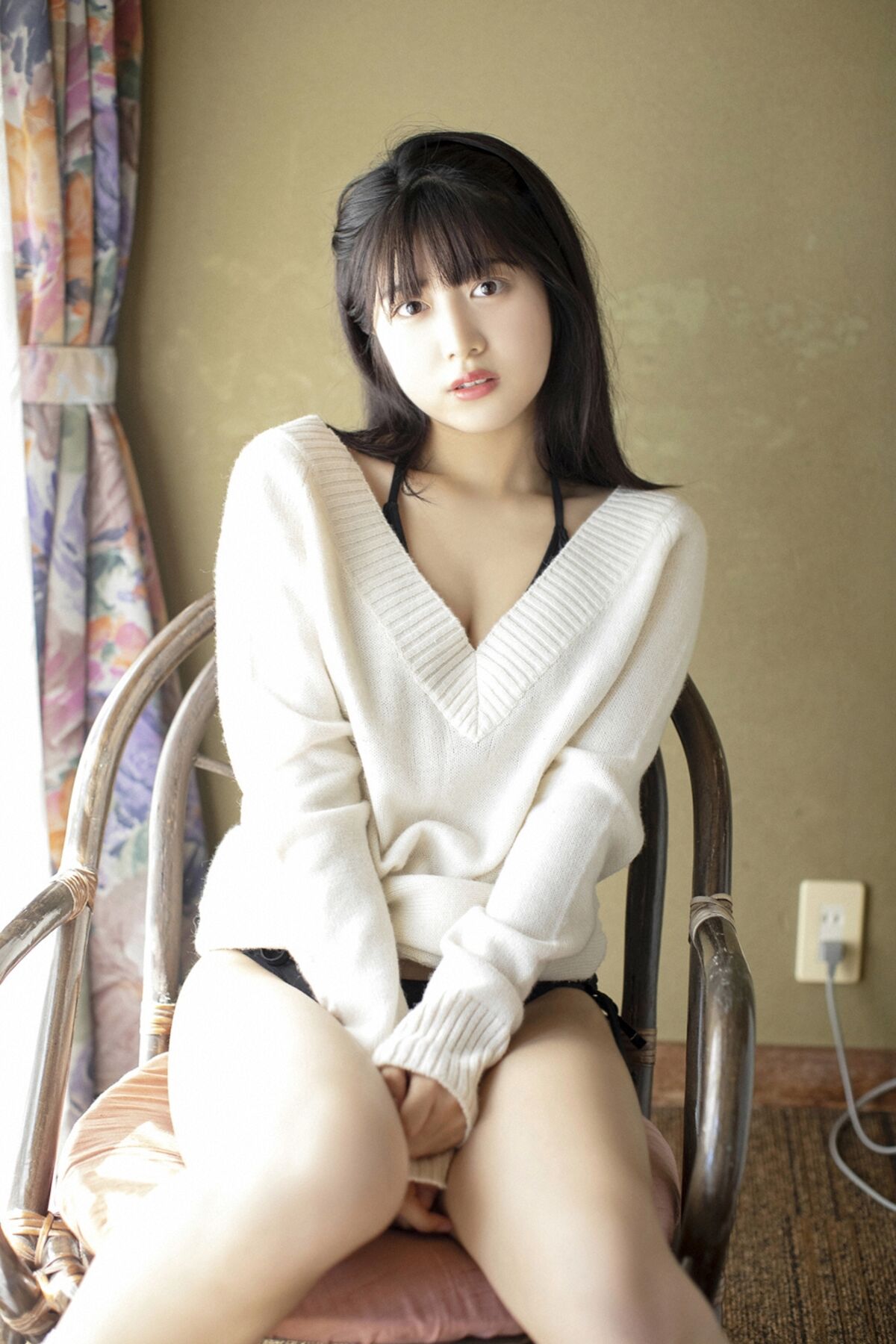 YS Web 2021 02 24 Vol 908 Rio Yoshida 吉田莉桜 可憐 清楚 黒髪美少女18歳 Part1 0038 5354011204.jpg