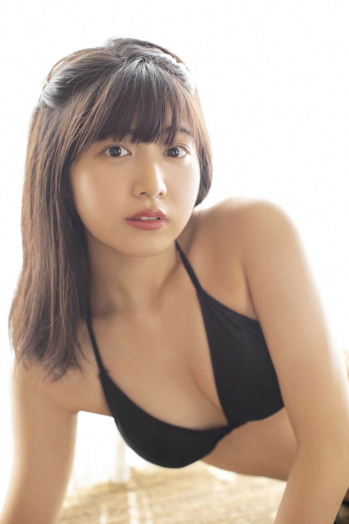 YS Web 2021 02 24 Vol 908 Rio Yoshida 吉田莉桜 可憐 清楚 黒髪美少女18歳 Part1 0049 7809769864.jpg