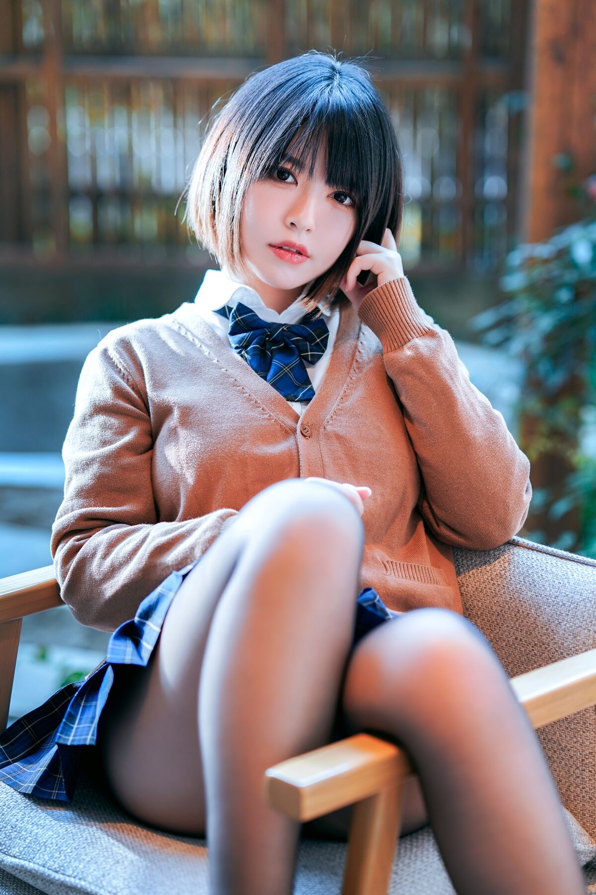 Coser@半半子 彼女の制服姿が好き 电车庭院 0007 6943721940.jpg