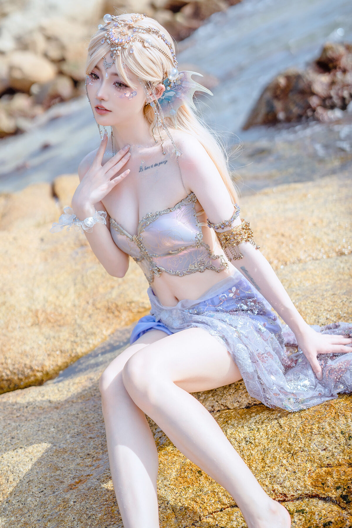 Coser@桃良阿宅 – 年年有鱼