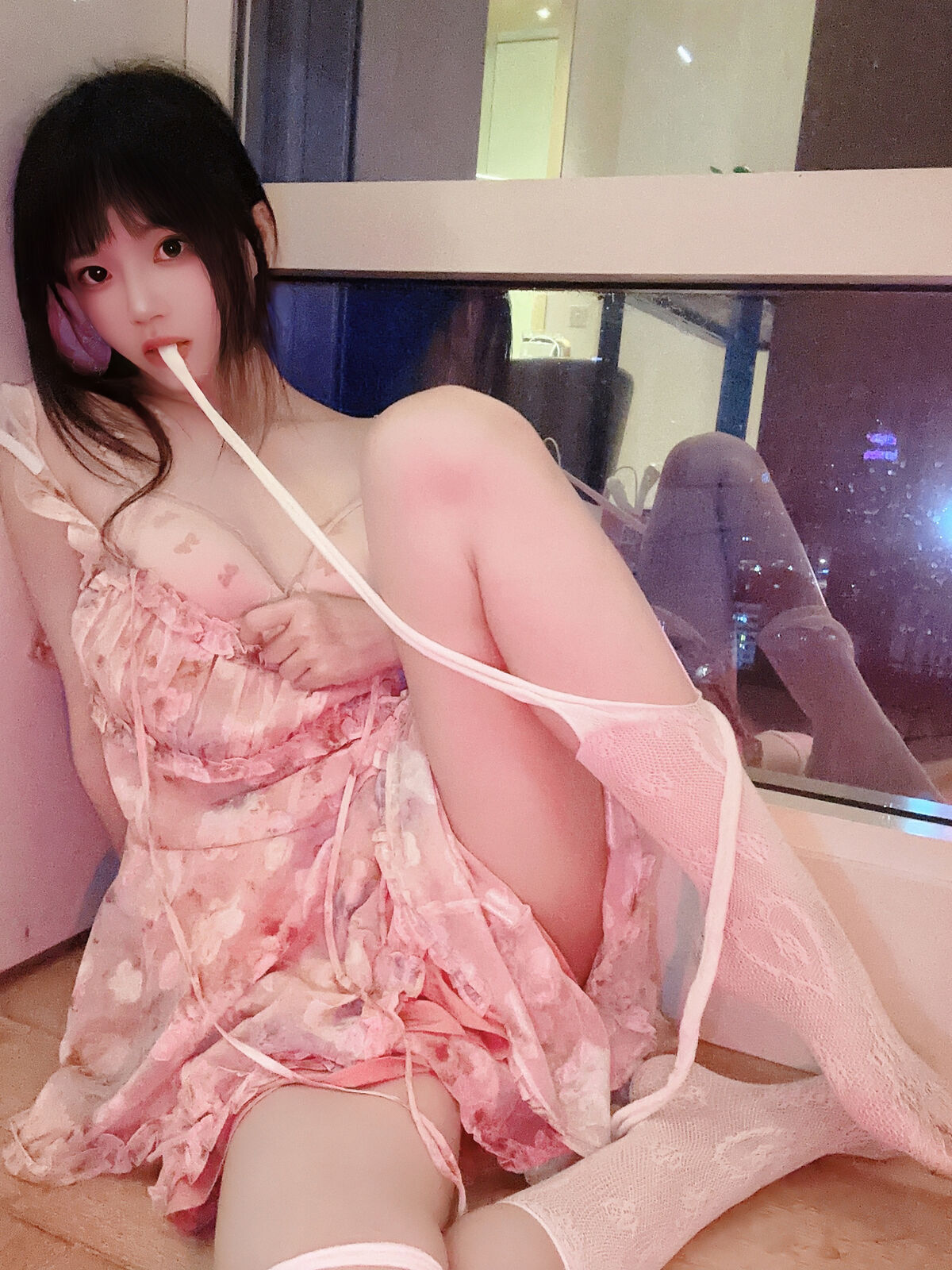 Coser@桜桃喵 花束自拍 0025 1579290418.jpg