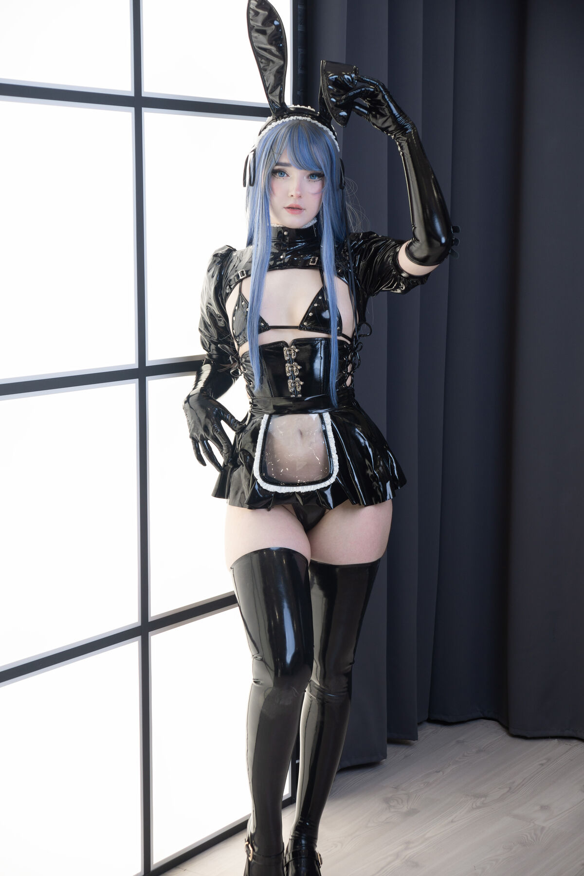 Coser@Candy_Ball Latex Bunny Twins 0041 2011822293.jpg