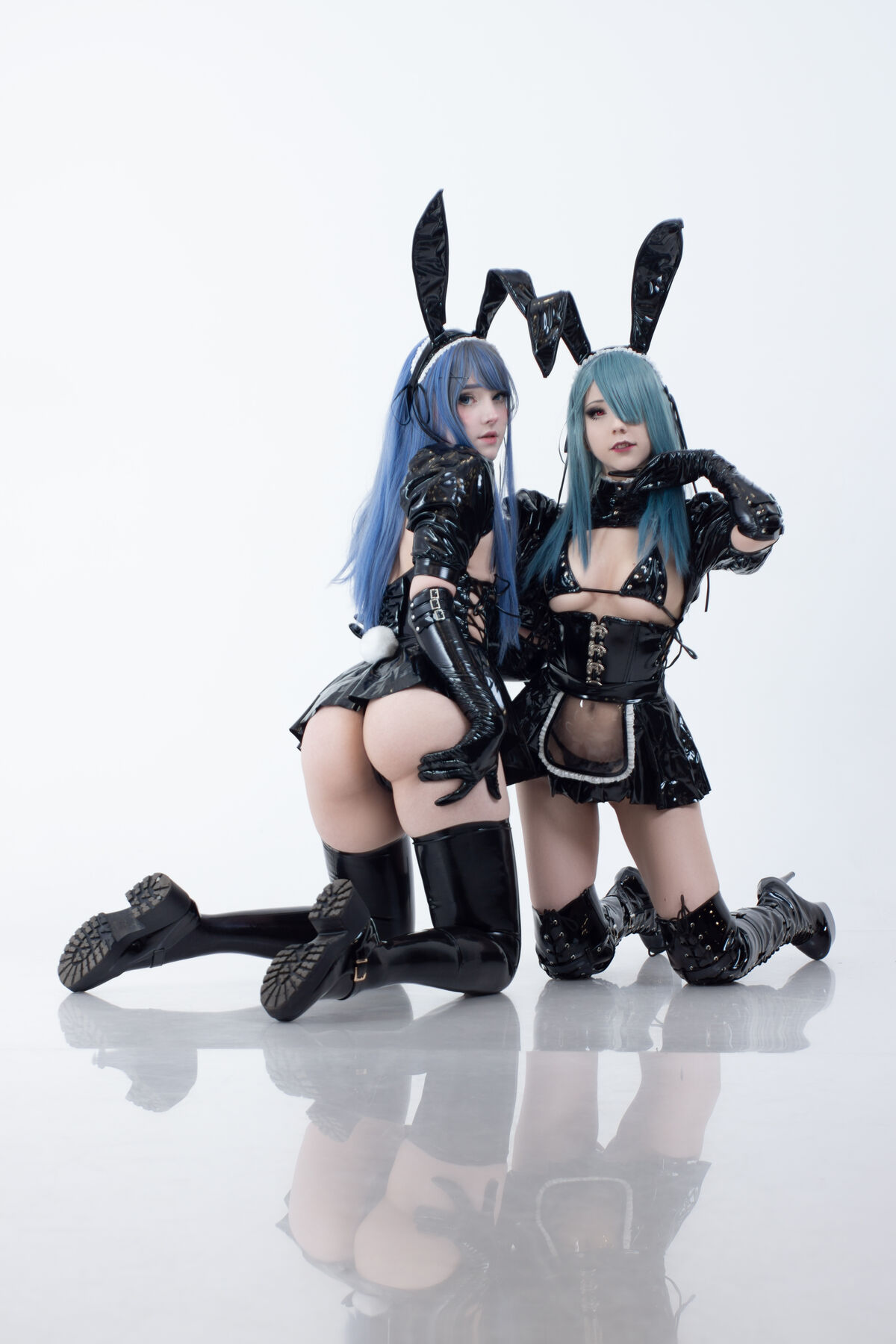 Coser@Candy_Ball Latex Bunny Twins 0054 1682917320.jpg