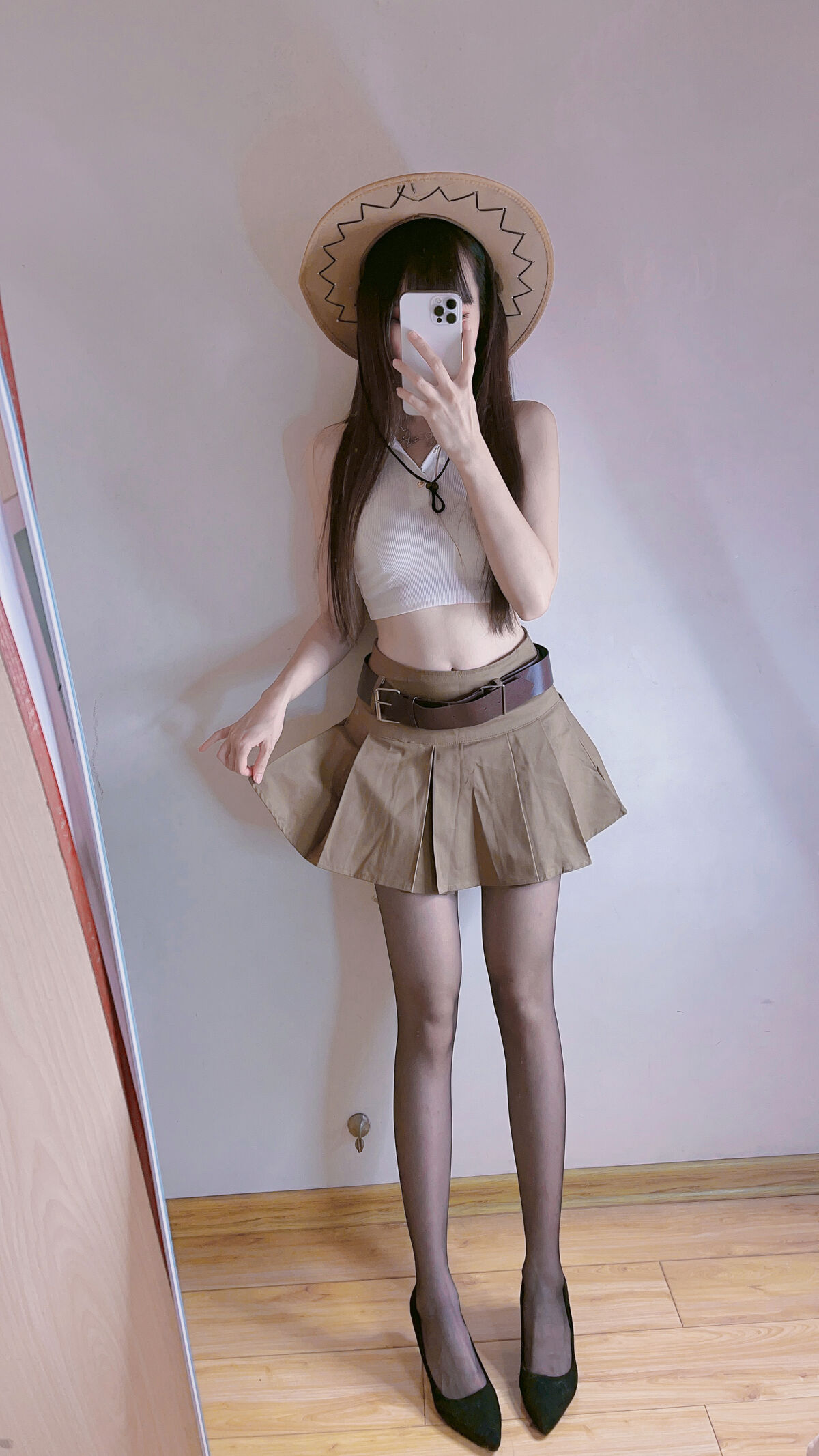 Coser@miko酱ww mikoの黑丝02 Part3 0001 5473571814.jpg