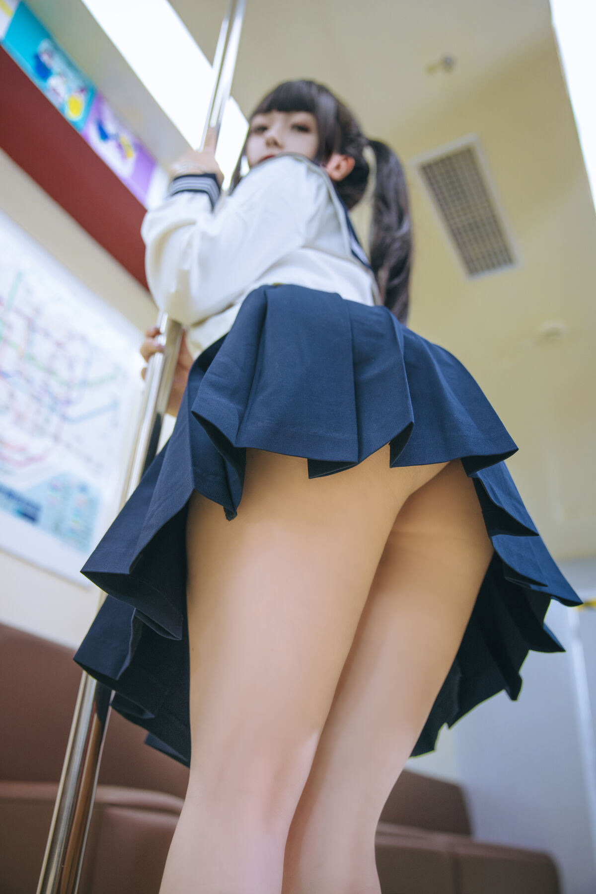 Coser@日奈娇 列车JK Part1 0018 2324849484.jpg