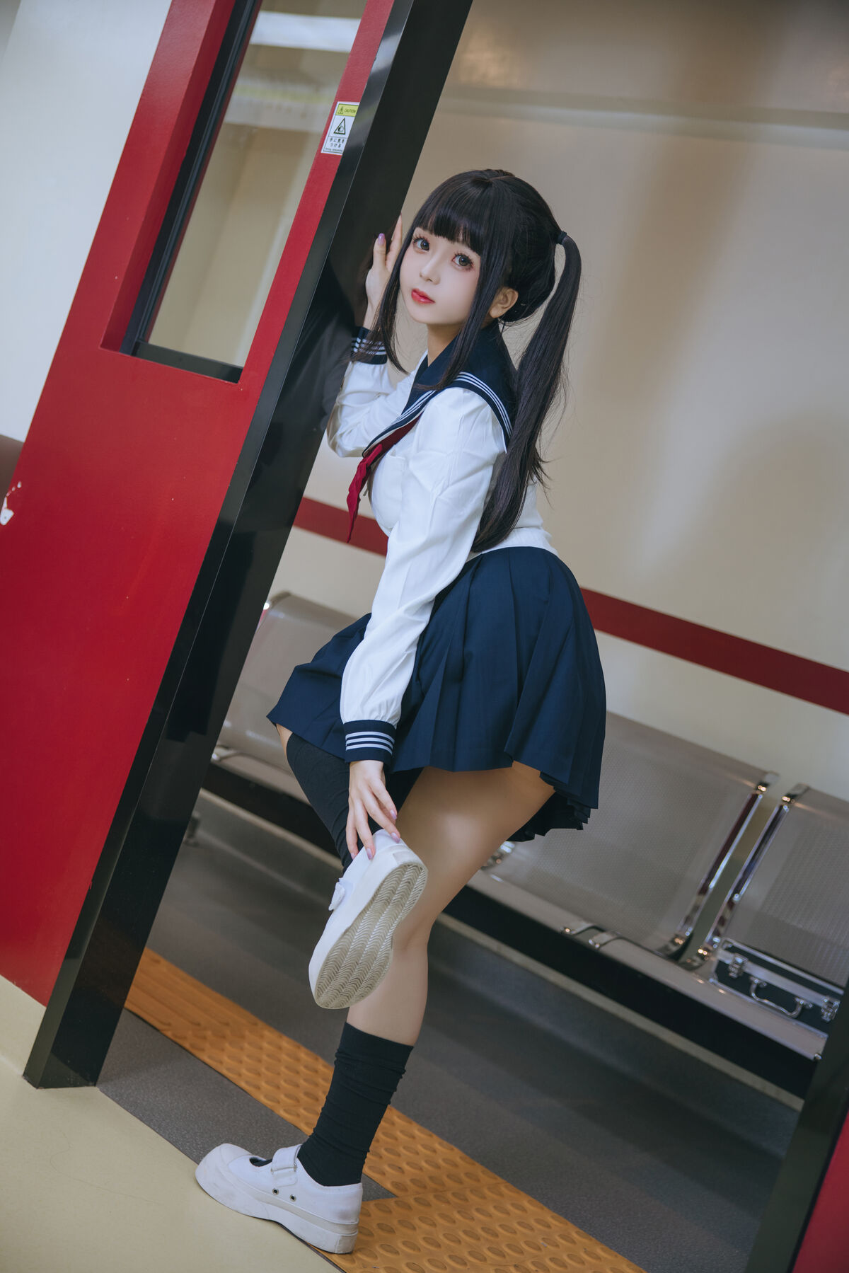 Coser@日奈娇 列车JK Part2 0026 1768480210.jpg