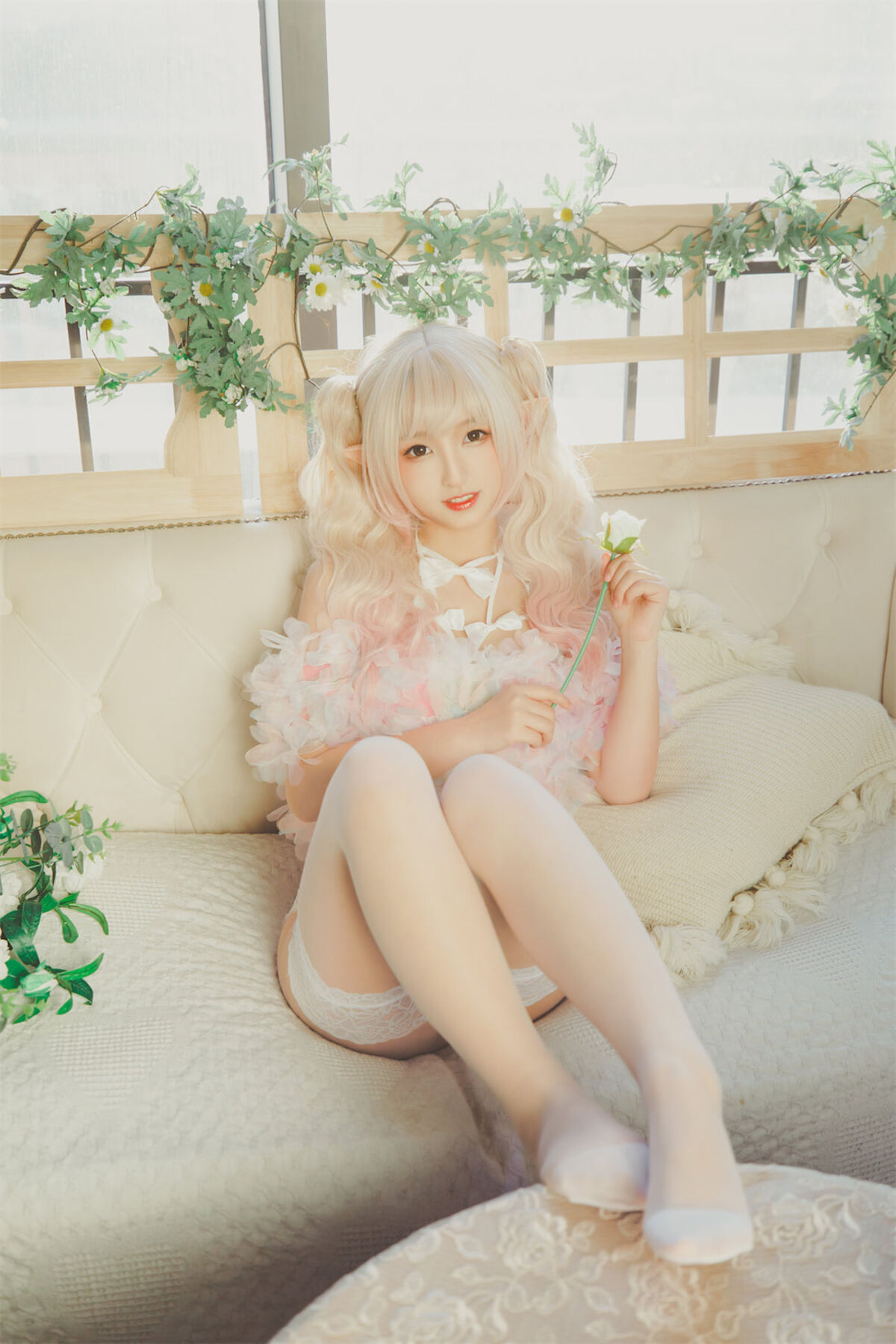 Coser@神楽坂真冬 Vol 082 绝对企画 黑白丝 柔らかい永遠 Part1 0001 1742466097.jpg