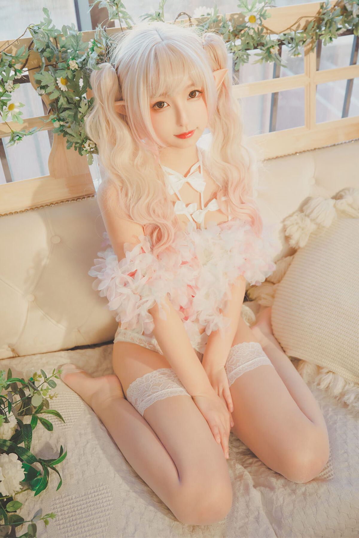 Coser@神楽坂真冬 Vol.082 绝对企画-黑白丝 柔らかい永遠 Part2