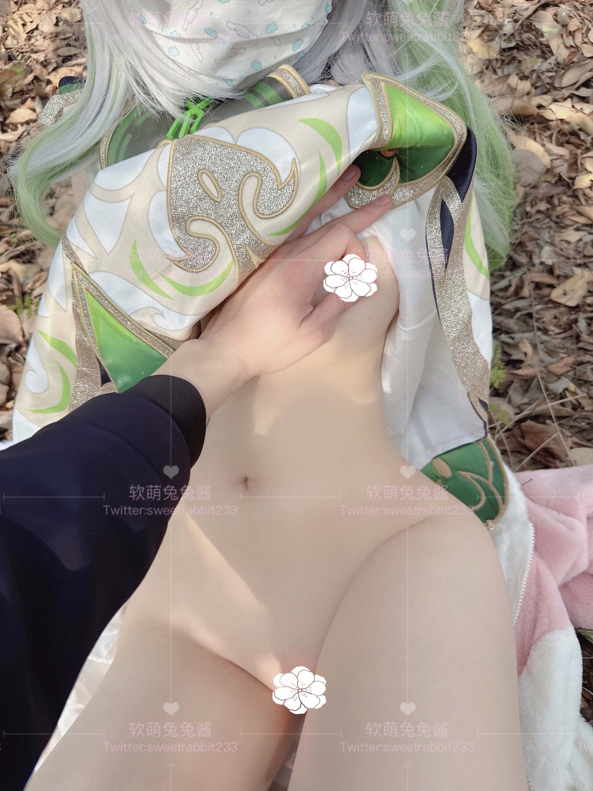 Coser@软萌兔兔酱 COS草神纳西妲 水晶棒玩弄娇嫩菊花小骚穴 水嫩一线天白虎嫩B 0032 7100386429.jpg